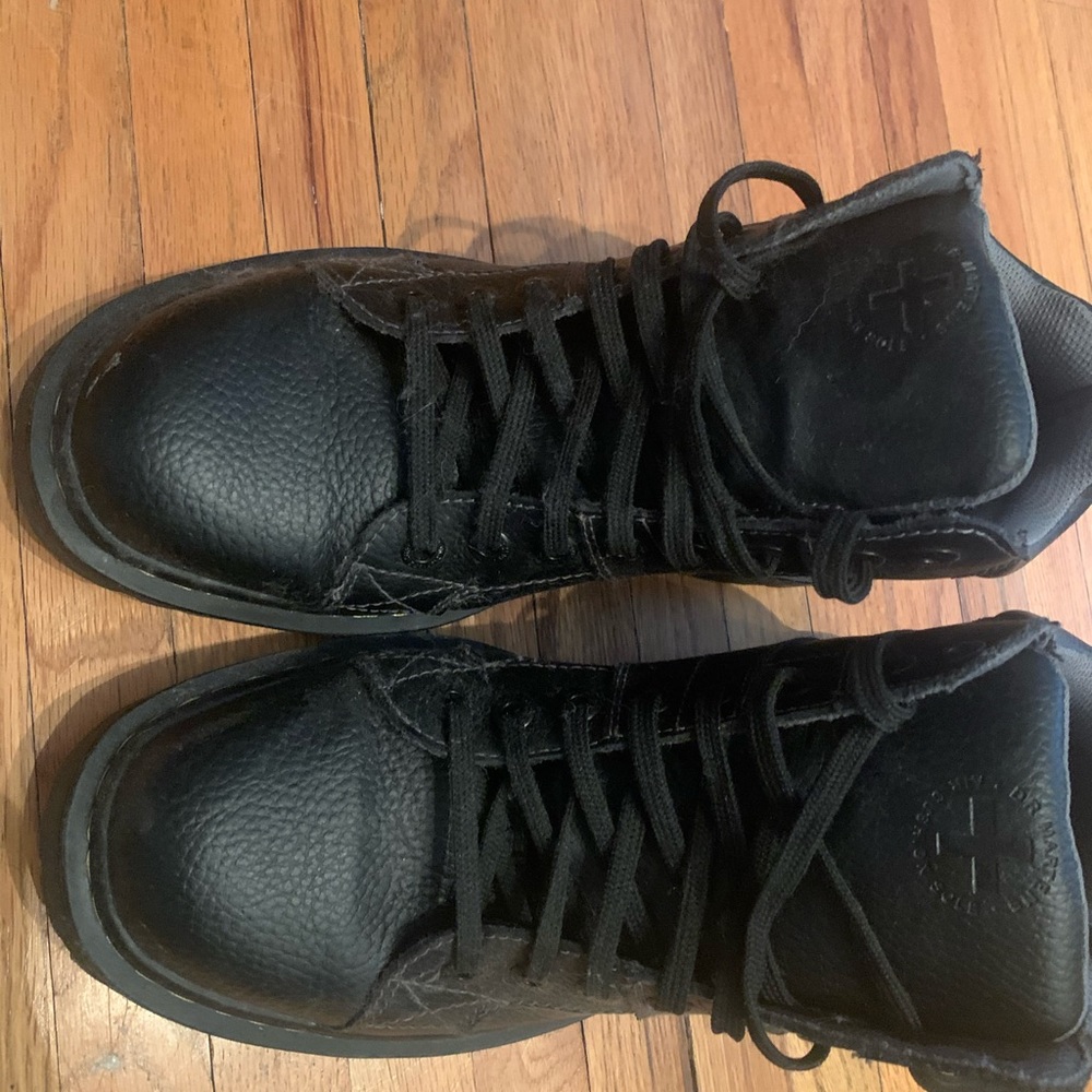 Dr Martens boots - black size 11